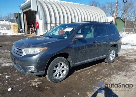 2011 Toyota Highlander Base V6 из США, поврежденный, VIN 5TDBK3EH4BS063251